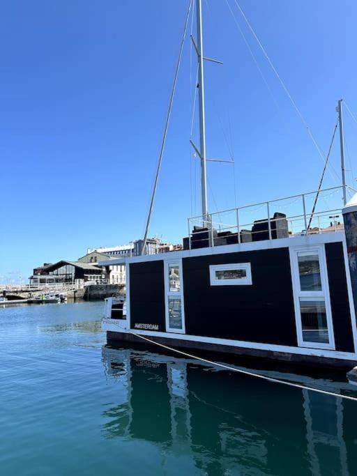 Casa Flotante Gijon Ξενοδοχείο Εξωτερικό φωτογραφία